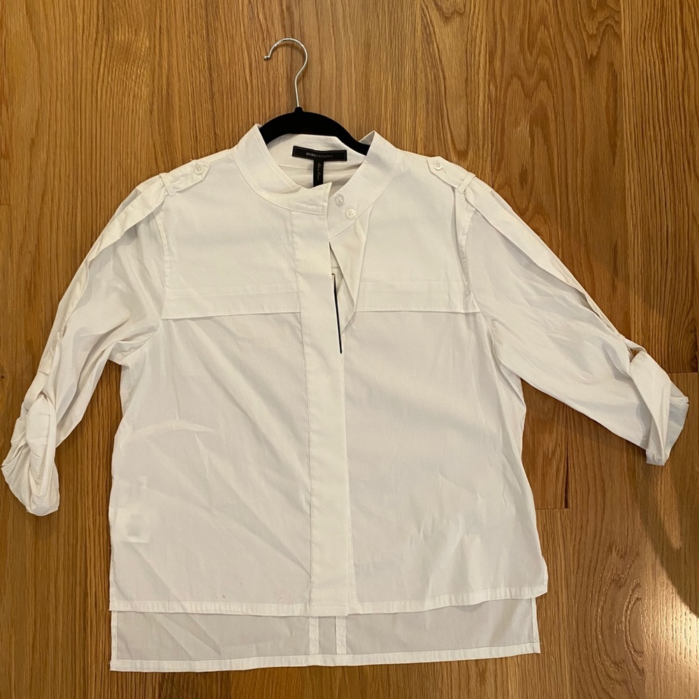 BCBG white top medium